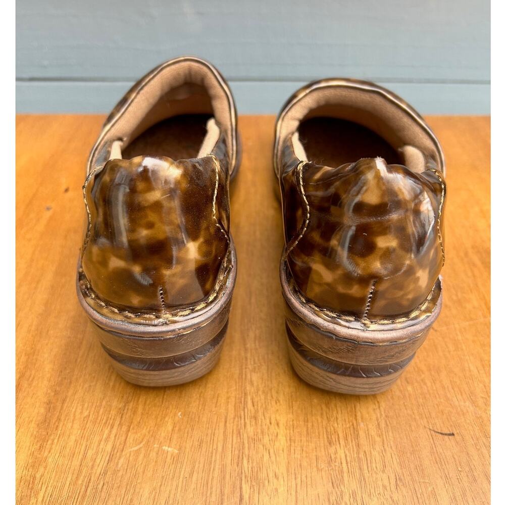 b.o.c Born Concepts Tortoise Shell Patent Leather Comfort Clogs Women’s 7 - Picture 2 of 8